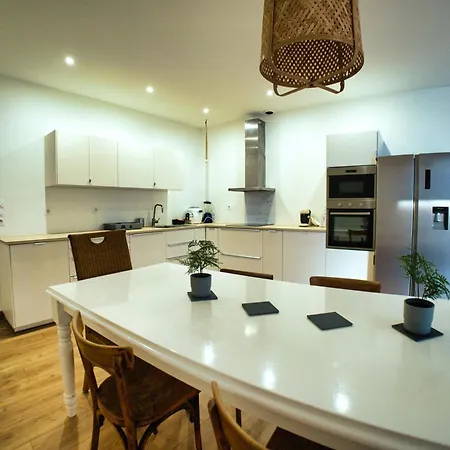 25m2, Sdb Pv, 3 Pers, Centre, 160m2, Wifi Quarto em Acomodações Particulares *