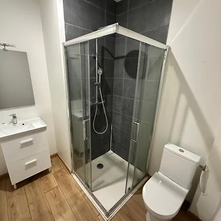 25m2, Sdb Pv, 3 Pers, Centre, 160m2, Wifi Tourcoing