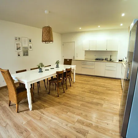 25m2, Sdb Pv, 3 Pers, Centre, 160m2, Wifi Homestay *